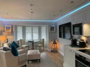 Bagpipers Luxury Hideaway Glencoe Strictly 2 adults and one pet No visitor guests permitted